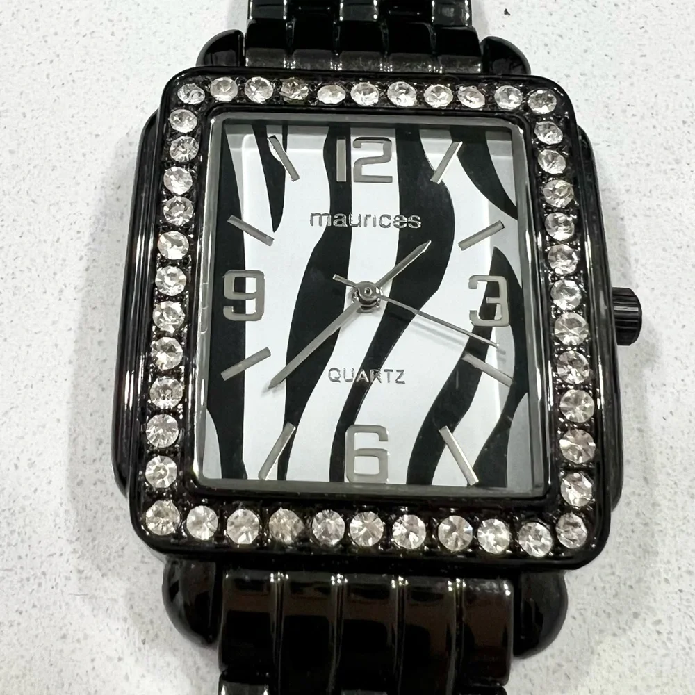 Maurices black and silver animal print women’s watch w/ crystal embellishments - Picture 2 of 4
